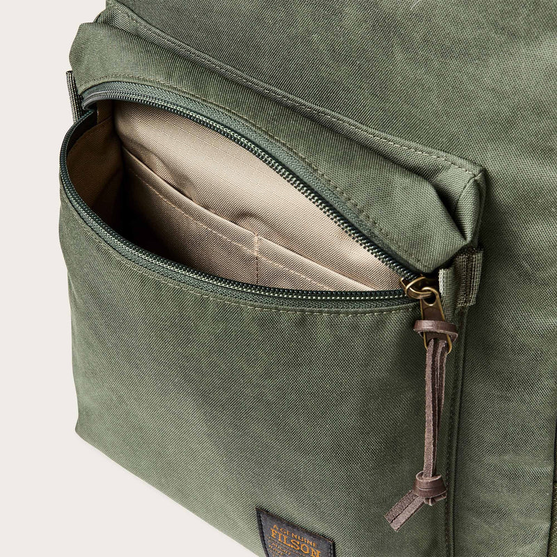 Surveyor 25l backpack di Filson | Service green (Green)