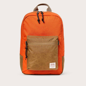 Surveyor 25l backpack di Filson | Dark tan flame (Orange)