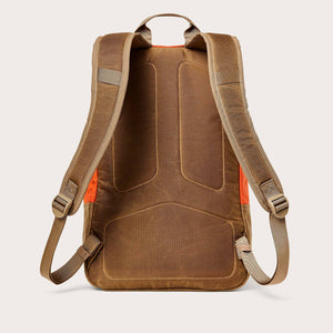 Surveyor 25l backpack di Filson | Dark tan flame (Orange)