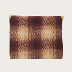 Mackinaw wool pouch ipad by Filson | Brown/ tan ombre (Brown)