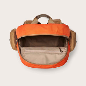 Surveyor 36l backpack di Filson | Dark tan/flame (Orange)