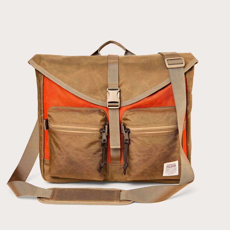 Surveyor messenger bag von Filson | Dark tan / flame (Orange)