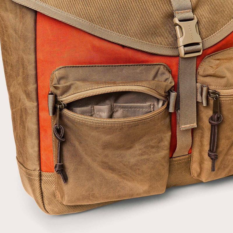 Surveyor messenger bag von Filson | Dark tan / flame (Orange)