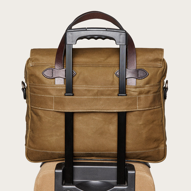 24 hour tin cloth briefcase di Filson | Dark tan (Beige)