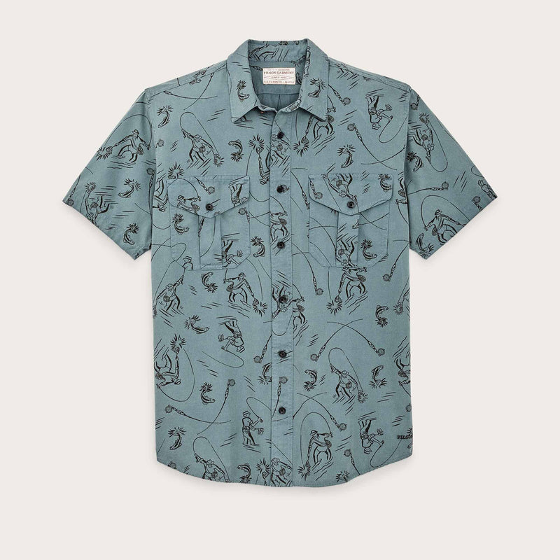 Short sleeve lightweight alaskan guide shirt di Filson | Blue / gray fly fishing print (Multicolor)