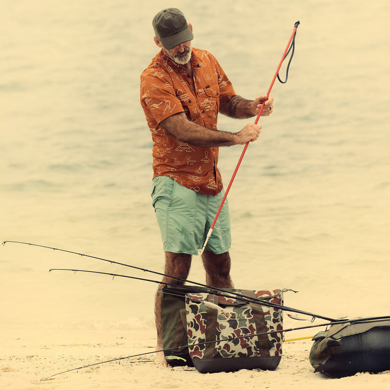 Oxbow lake trunks von Filson | Granite green (Green)