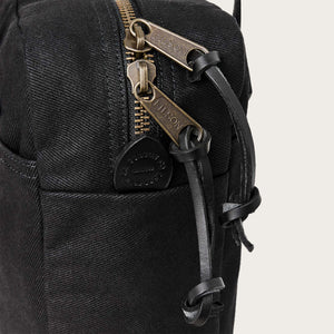 Small zipper tote bag di Filson | Black (Black)