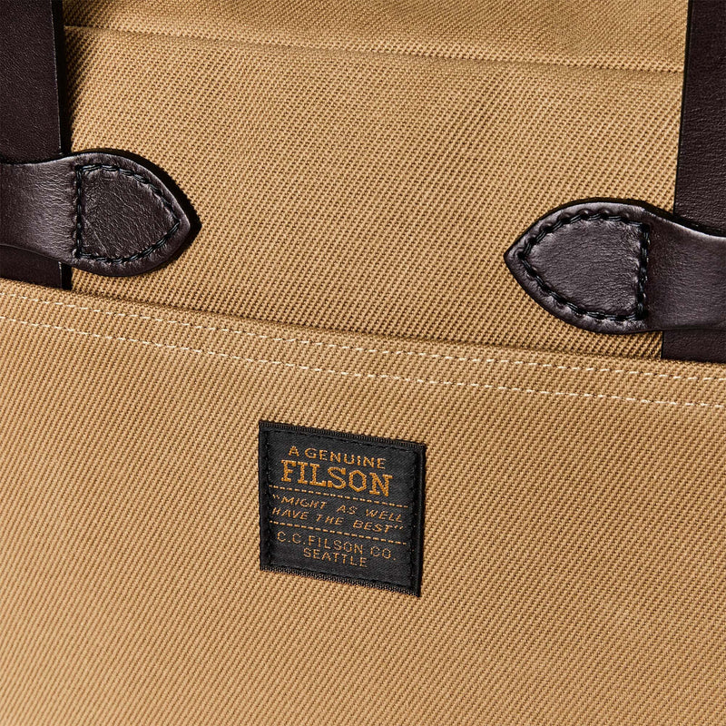 Small zipper tote bag von Filson | Tan (Beige)