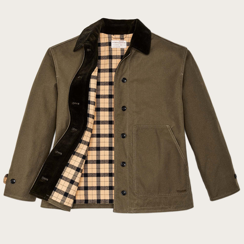 Women's dry tin cloth barn coat di Filson | Marsh olive (Green)